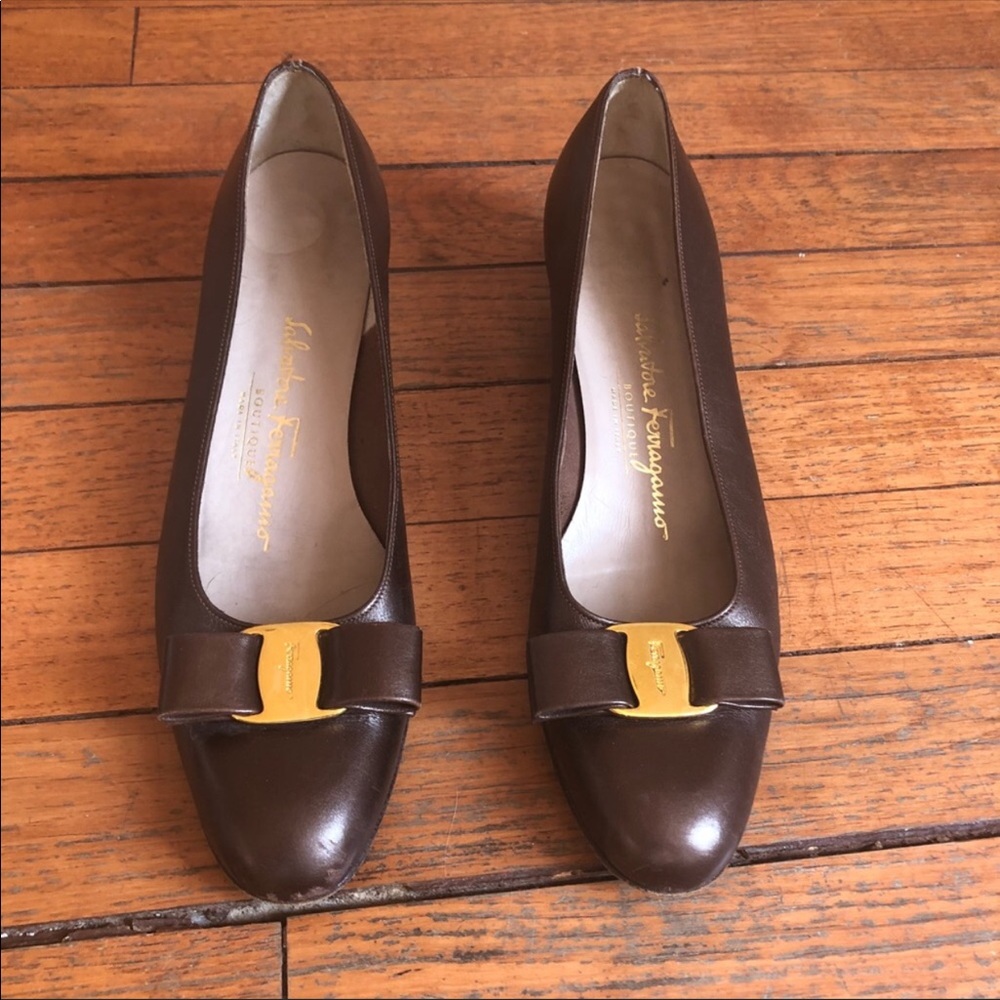 Salfator ferragamo classic shoes